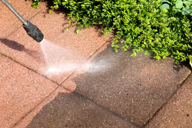 Why Choose Our Certified Pressure Washing Experts for Your Project Needs in Delano, MN?